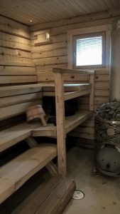 IMG 20170727 WA0031 169x300 - Mökki